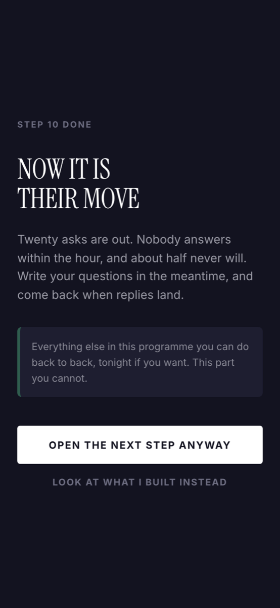 A waiting screen between two steps